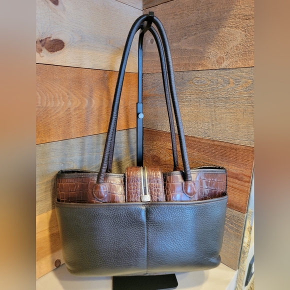 Brighton Vintage Black Leather - Brown Croc Embossed Shoulder Bag - Picture 2 of 15